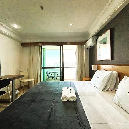 Apartamento com Estrutura de Hotel na Barra-2