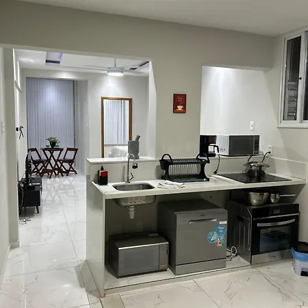 Apartamento espaçoso de 1 quarto em Copacabana-2