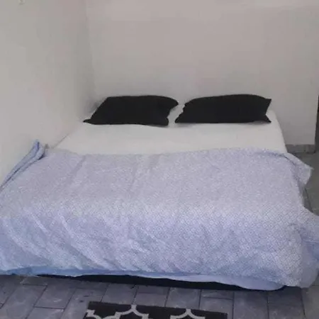 Quarto em Copacabana 2-2