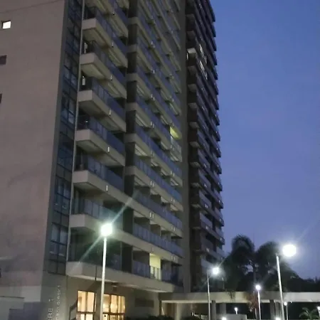 Suíte Reversível-Casal ou Solteiro-Via Premiere-Riocentro-Barra da Tijuca-2