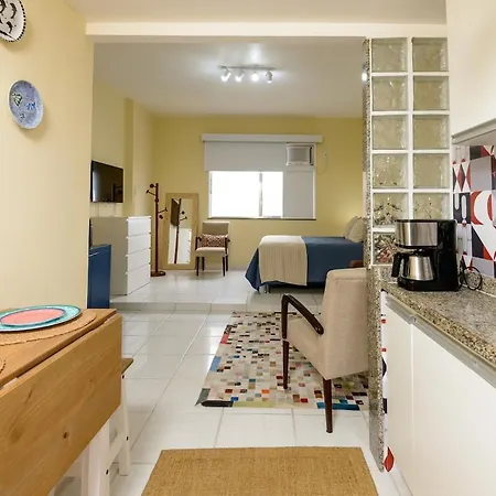 Apartamento Moderno no Coração de Copacabana-3