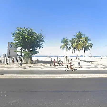 Suh Copacabana 14 Cozy Bohemian Beach Subway!-2