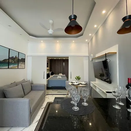 Copacabana Beach House III, 50 Metros da Praia,Moderno e Aconchegante-2