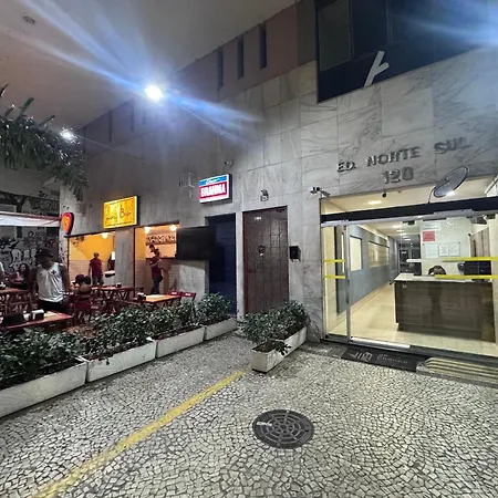 partamento a Passos do Metrô da Glória! Silêncio e Portaria 24h-3