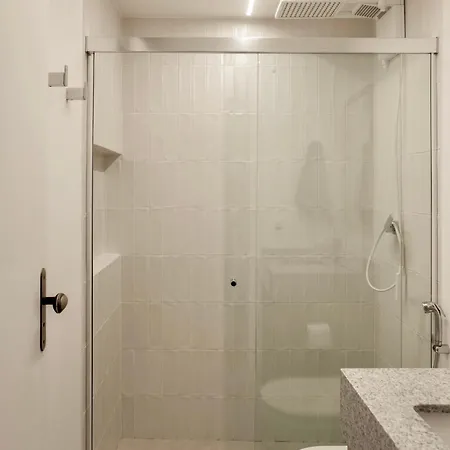 New Studio One Block From Copacabana Beach & Ipanema!-3