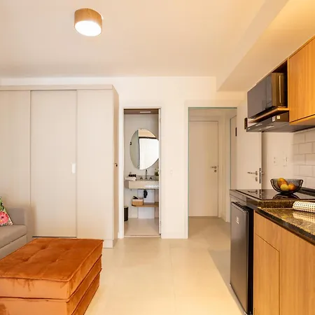 High-End Studios Between Ipanema & Copacabana - Luggage Storage-2