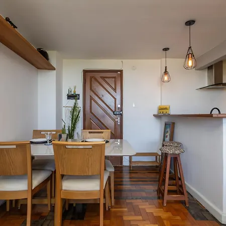 Apartamento completo no Rio com Vista-2