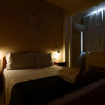 Conforto e Espaço: 3 Quartos Próximo à Praia de Copacabana-2