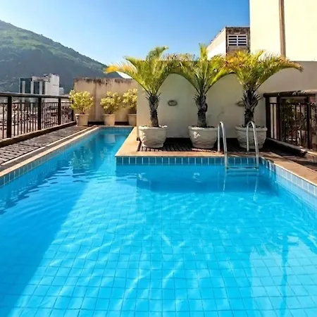 Flat para 4 em Copacabana - Estacionamento gratuito - Piscina e Praia a 5 min-2