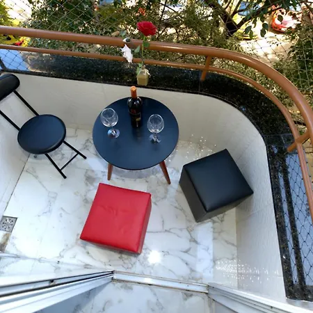 Apartamento tipo studio com uma linda sacada-3