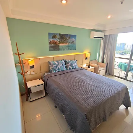 Barra Prime Flats, Ed Mediterrâneo, wi-fi 400Mb, balsa pra praia grátis, ar condicionado novo!-3
