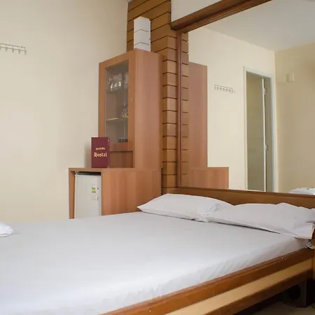 Hotel Hostal (Adults Only)-2