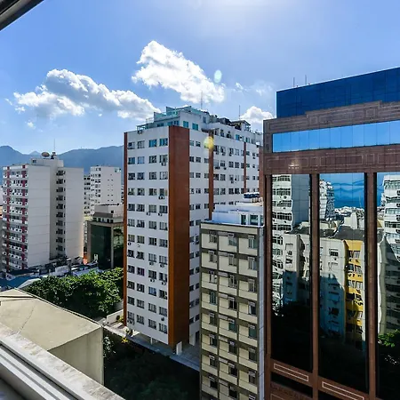Apartamento Ipanema 2 quartos , uma suíte , 2 quadras da praia ,1 quadra do Metrô ,melhor ponto de Ipanema-3