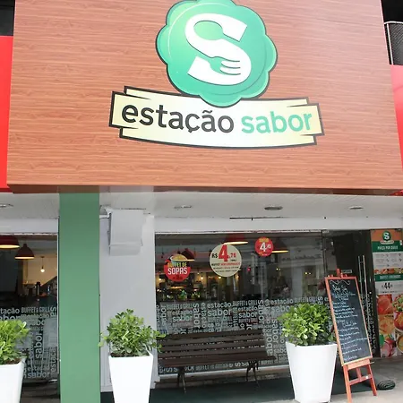Apartamento com bar Av Copacabana 479 ap 201-3
