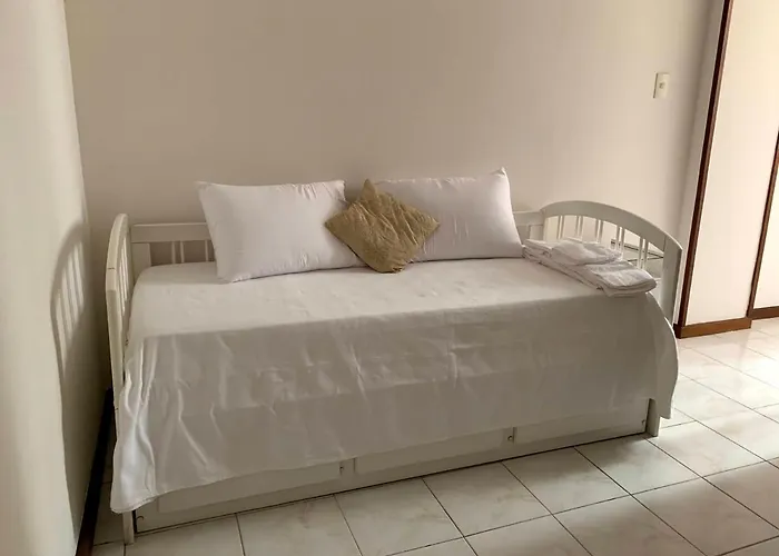 Apartamento Copacabana Perto Da Praia, Metro, Comercio E Wi-Fi Rapido!