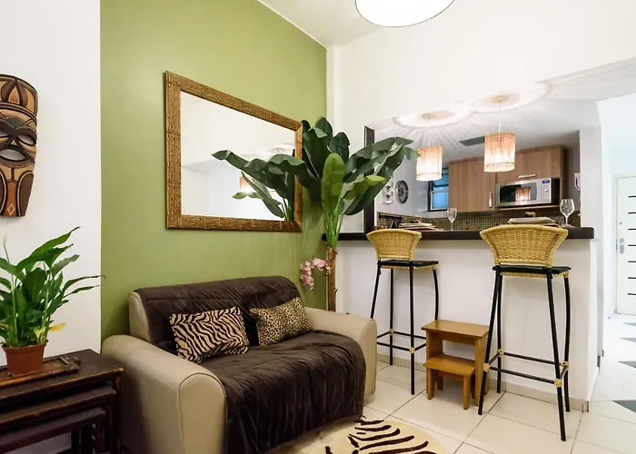 Belo Estudio Em Copacabana - Ideal Para Casais - Pf118 Z4