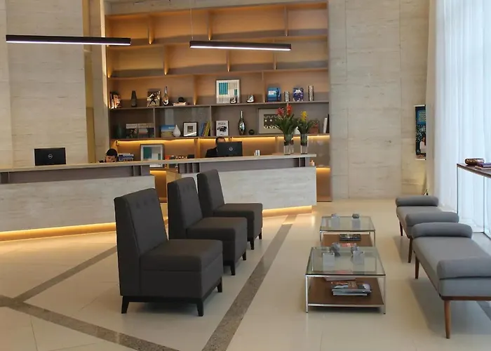 Apartamento Luxuoso Com Infra Completa Proximo A Praia Da Barra Da Tijuca