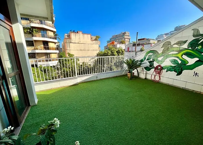 Linda cobertura ipanema quadra da praia c sauna e 2 suites
