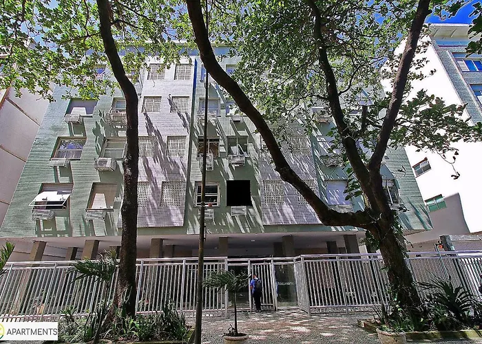 Studio moderno ao lado da praia em Ipanema
