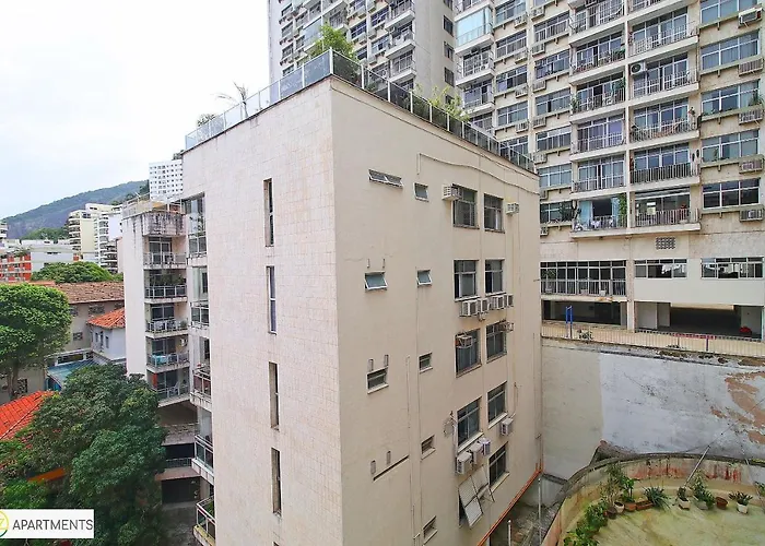 Studio luxo NOVO em Copacabana para até 3 pessoas