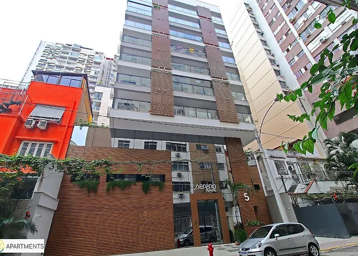 Studio luxo NOVO em Copacabana para até 3 pessoas