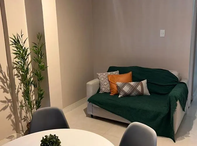 Apartamento/Studio encantador no Posto 6 em Copa.