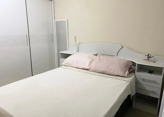 Apartamento quadra da praia de Copacabana