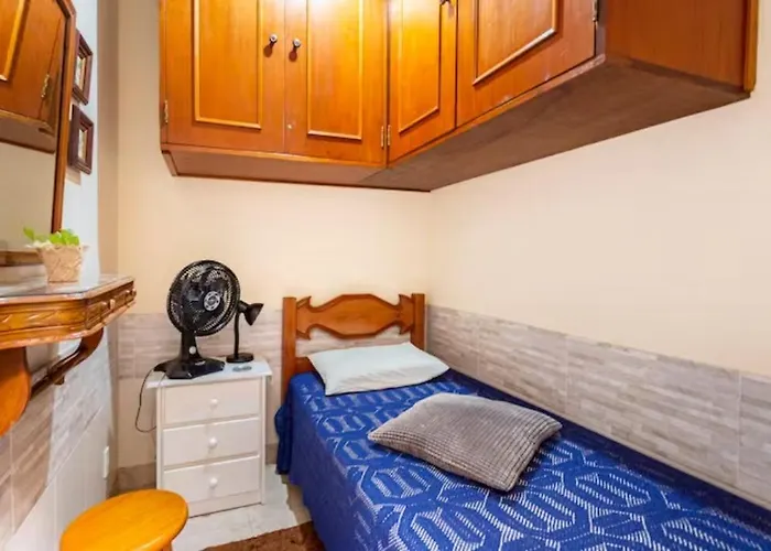 Quarto em casa de vila em Botafogo,