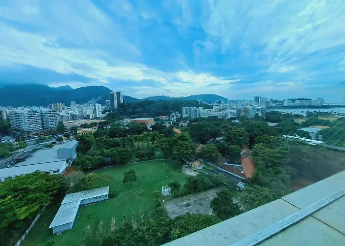 Apto Completo com VAGA entre Botafogo e Copacabana