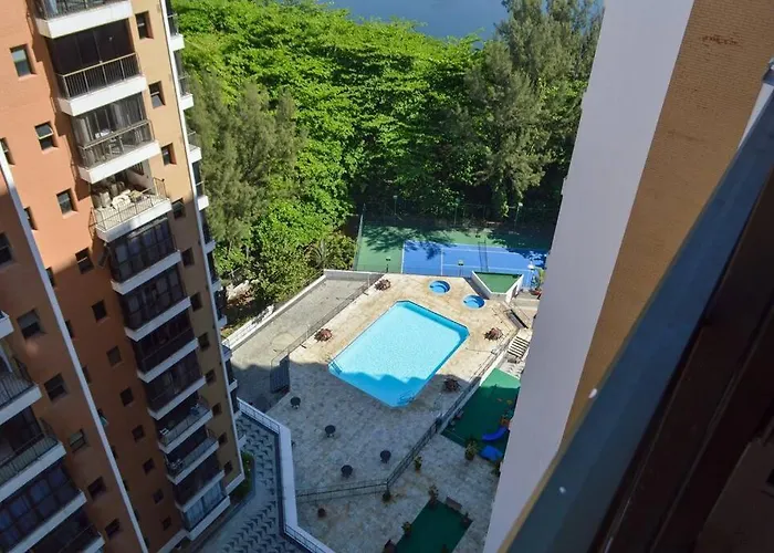 Apto frente mar 2 suítes