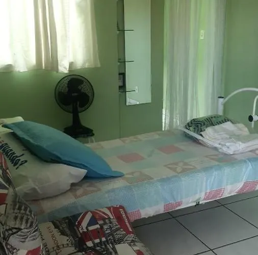 Suíte para solteiro em ambiente familiar Rio de Janeiro, Brasil