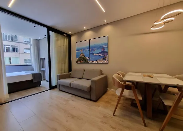 Esplêndido e Moderno Copacabana - 3 quadras da praia e metrô - ar condicionado