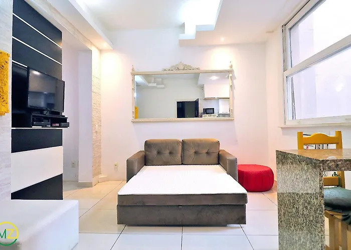 Silencioso e aconchegante studio em Copacabana