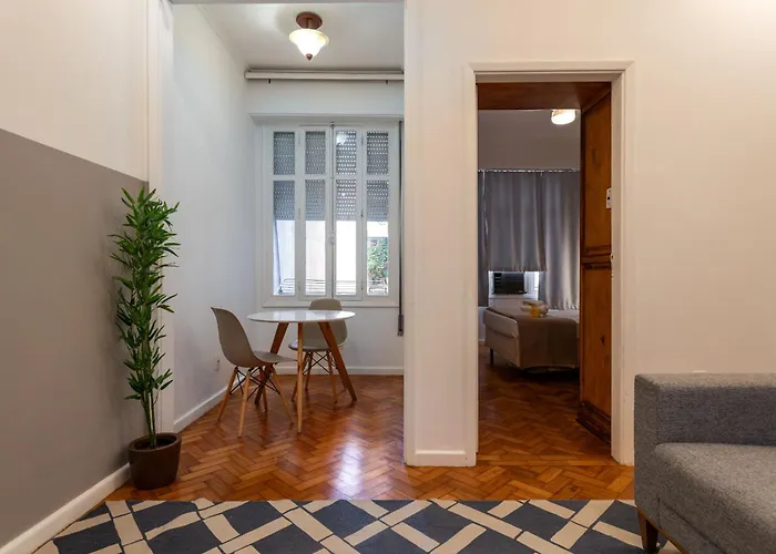 Conforto em Copacabana - Ótima localização - NSC808 Z4