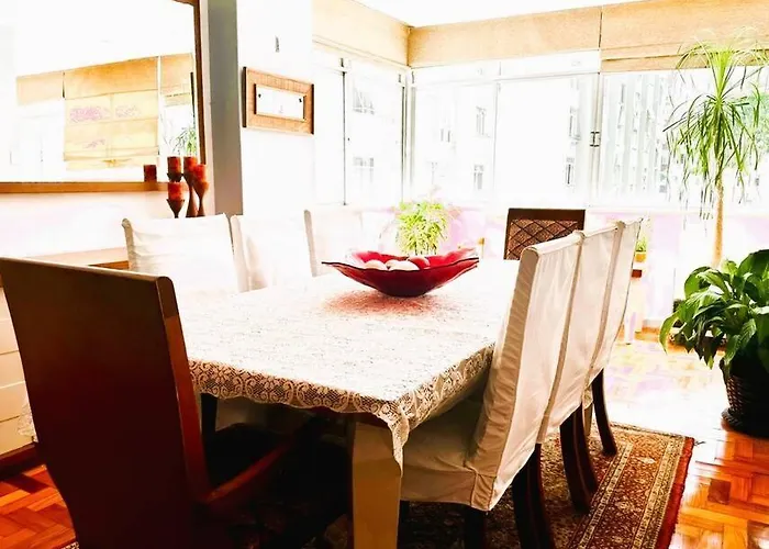 Amplo Apartamento Em Copacabana