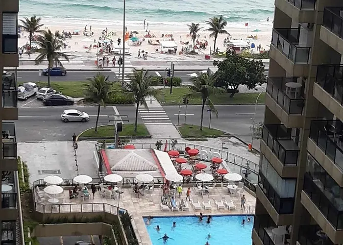 Apart na Praia da Barra da Tijuca ,Posto 6 Aptº inteiro para até 4 pessoas