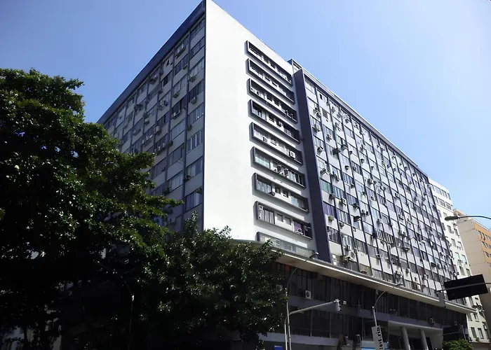 Apartamento Studio completo Copacabana 1 quadra da praia com garagem