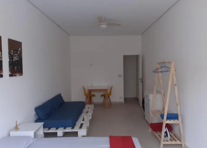 Suíte Privativa em Casa de Vila