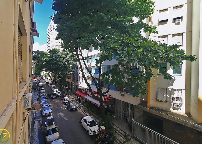 Ótimo 2 quartos na quadra da praia para 6 pessoas