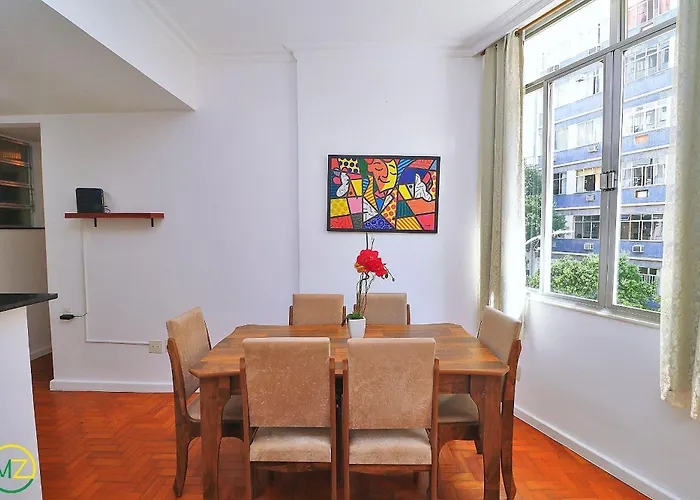 Sala e 2 quartos ECONÔMICO em Copacabana