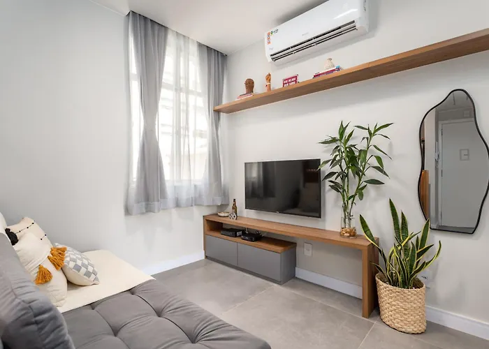 Arpoador Design - Quadra da Praia e WIFI 500Mb