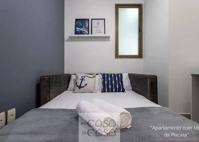 2 Apartamentos Individuais de 3 QUARTOS com ESTACIONAMENTO em Condomínio com PORTARIA 24h, Sauna e Parquinho Infantil - Apartamento com Ar Condicionado, SmarTV, Wi-Fi 120 mbps e Cozinha Completa