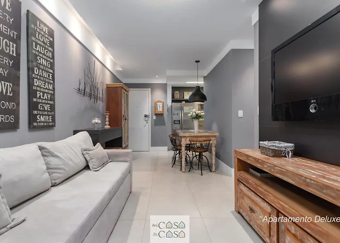 2 Apartamentos Individuais de 3 QUARTOS com ESTACIONAMENTO em Condomínio com PORTARIA 24h, Sauna e Parquinho Infantil - Apartamento com Ar Condicionado, SmarTV, Wi-Fi 120 mbps e Cozinha Completa Rio de Janeiro, Brasil