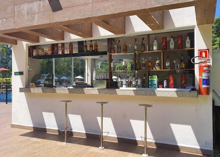 Ótimo apt lazer completo, 2 quartos, Praias, junto a natureza, 1km Rio Centro 4kmPOLÍMPICO &Arena