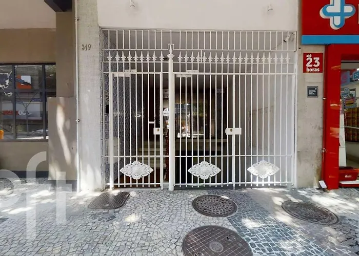MARAVILHOSO QUARTO E SALA até 4 PESSOAS NO LEBLON na Av ATAULFO DE PAIVA