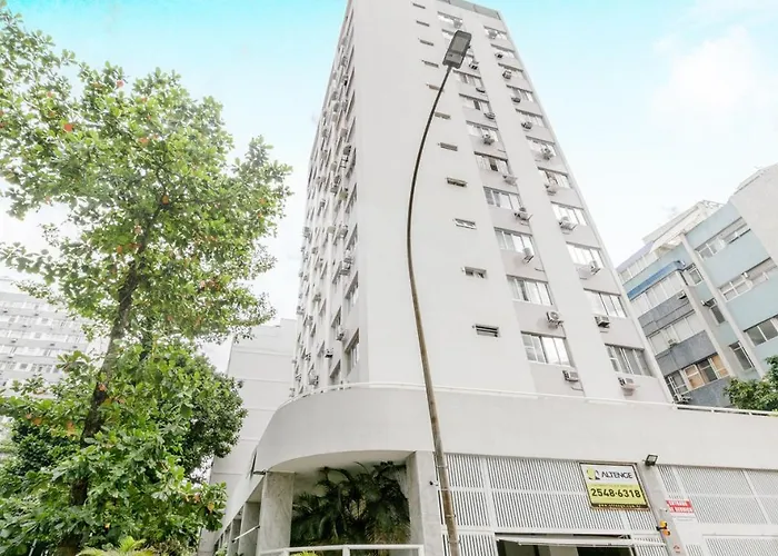 Tabas Maravilhoso apê 3 quartos Leblon LB0035