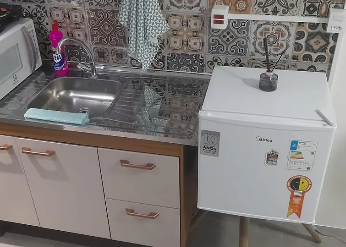 Kitnet Em Botafogo Acesso Apenas Por Escada