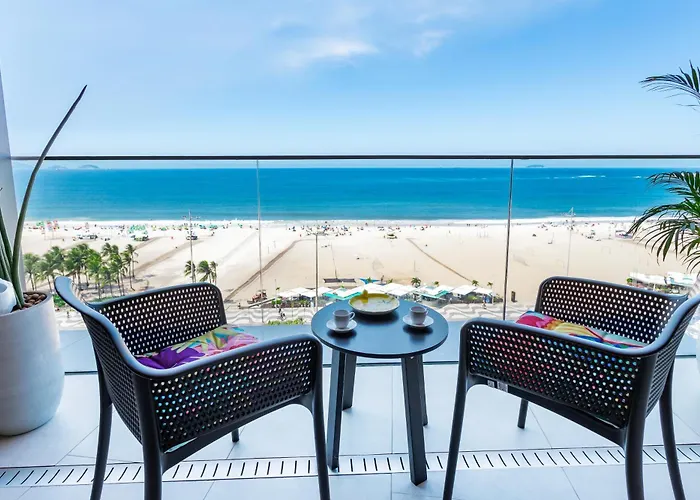 Luxuosos Apartamentos por Temporada na Atlântica à Beira-Mar, Copacabana