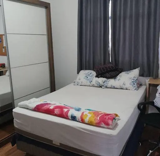 Casa Grande E Confortavel