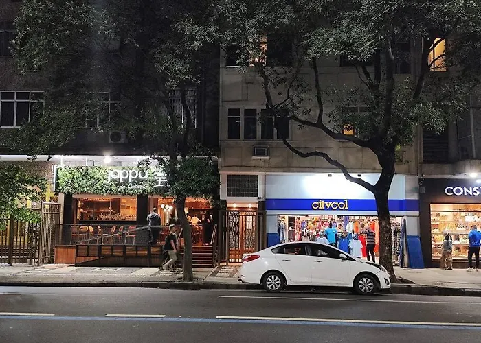 Apê completo em Copacabana/RJ.